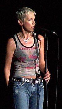 Annie Lennox w 2004 roku fto.wikipedia