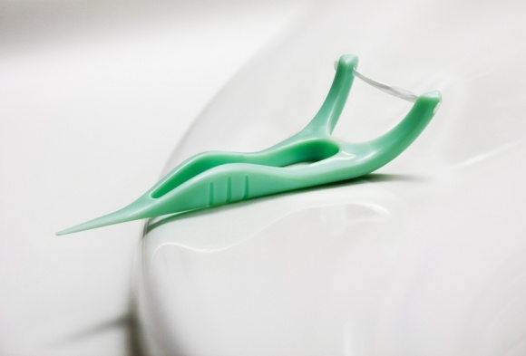 Easy Reach Flosser – nowa jakość! Zdrowie, BIZNES - Codzienne nitkowanie zębów jeszcze nigdy nie było tak proste! Marka Jordan przygotowała wyjątkową nowość – Easy Reach Flosser