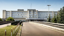 Aflofarm przekazał środki na modernizację Centrum Zdrowia Matki Polki Zdrowie, BIZNES - Firma Aflofarm Farmacja Polska przekazała 18 tys. zł dla Fundacji na Rzecz Rozwoju Instytutu Centrum Zdrowia Matki Polki. Przekazane środki zostaną przeznaczone na dokończenie remontu Kliniki Pediatrii, Immunologii i Nefrologii szpitala.