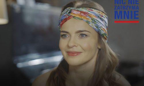 Energiczna salsa z Edytą Herbuś – kilka kroków dla zdrowia nóg (lekcja wideo)