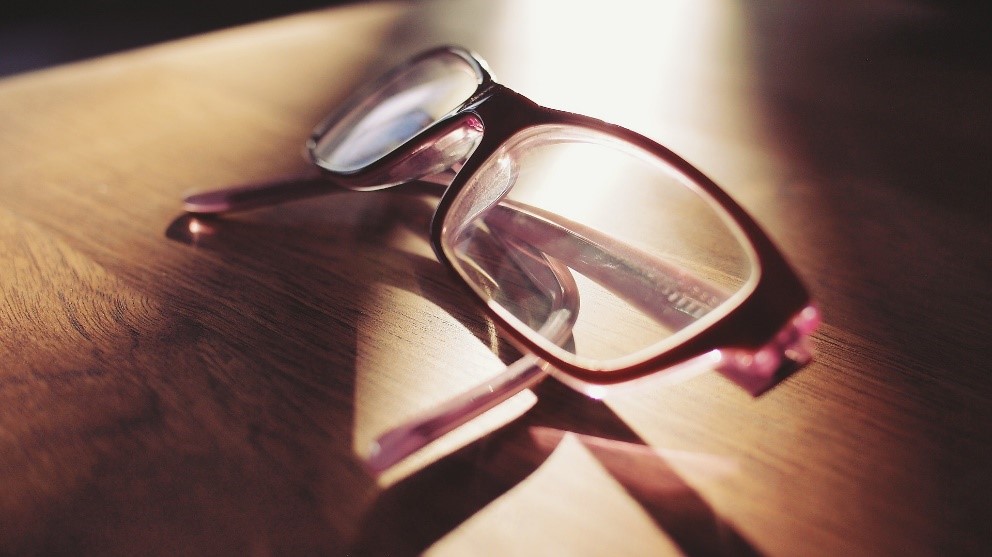 zdjecie Polacy częściej wybierają optyka-rzemieślnika niż „sieciówkę