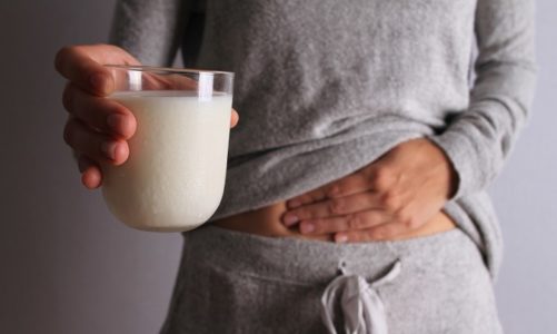 Nietolerancja laktozy – dlaczego nie możemy pić mleka?