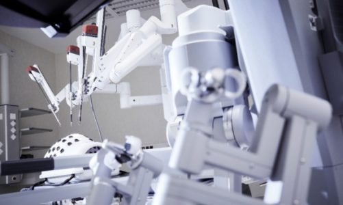 Raport PMR i UFG: Rynek robotyki chirurgicznej wzrośnie o 50%