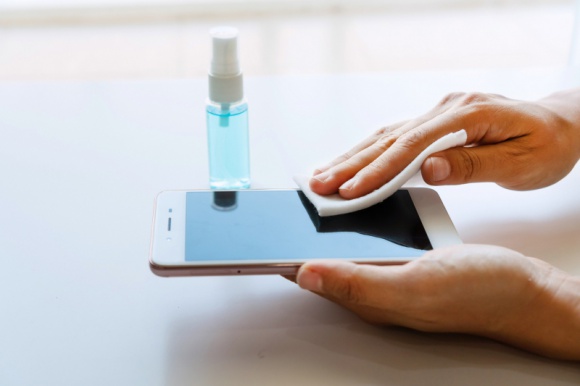 Dezynfekcja i sterylizacja w czasie epidemii – jak ją wykonać w domu? Zdrowie, BIZNES - Dezynfekcja i sterylizacja w czasie epidemii – jak ją wykonać w domowych warunkach?