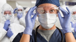 Szpitale w Gdyni i Elblągu skorzystały ze wsparcia BEST w walce z COVID-19 Zdrowie, BIZNES - Respirator, kompletne łóżka szpitalne, maseczki, kombinezony, fartuchy, rękawice i wiele innego sprzętu medycznego zakupiły szpitale w Elblągu i Gdyni, wykorzystując środki przekazane przez BEST na walkę ze skutkami epidemii COVID-19.