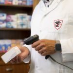 Jak wykorzystać system PLMVS do zarządzania apteką?