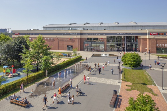 Złoty Wąs 2020. Akcja trwa – wąsacze, przysyłajcie zdjęcia! Zdrowie, BIZNES - „Wąs wanted. Krótki lub długi”. Jest jeszcze kilka dni na przysłanie zgłoszenia i powalczenie o profesjonalną sesję zdjęciową oraz nagrody rzeczowe. Partnerem kampanii jest Magnolia Park.